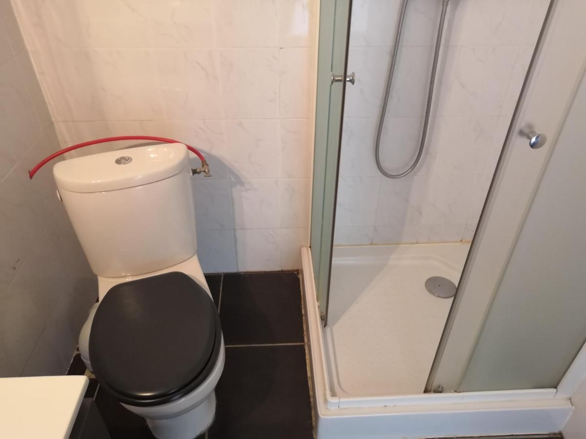 פרפיניין Spacieux, Top Lit, Hote Reactif, Proche Montagne Mer, Lumineux, Bien Equipe, Agreable, Chambre, Micro Maison Et Maison, Bien Regarder מראה חיצוני תמונה