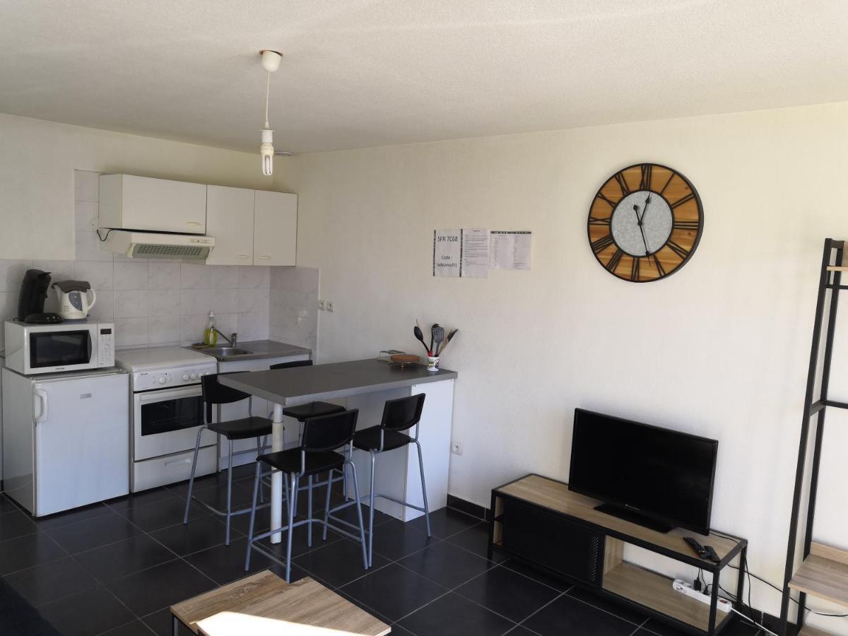 פרפיניין Spacieux, Top Lit, Hote Reactif, Proche Montagne Mer, Lumineux, Bien Equipe, Agreable, Chambre, Micro Maison Et Maison, Bien Regarder מראה חיצוני תמונה