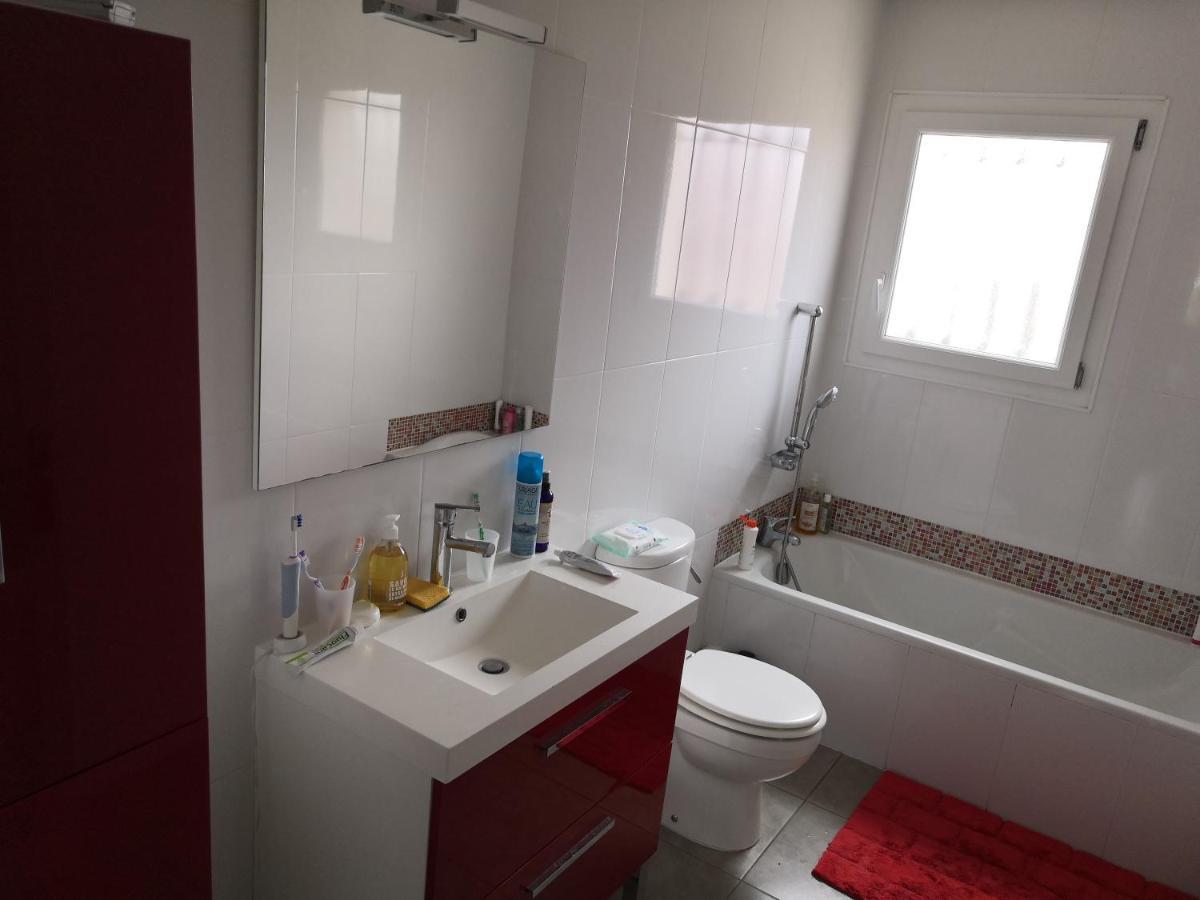 פרפיניין Spacieux, Top Lit, Hote Reactif, Proche Montagne Mer, Lumineux, Bien Equipe, Agreable, Chambre, Micro Maison Et Maison, Bien Regarder מראה חיצוני תמונה