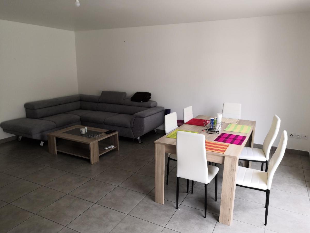 פרפיניין Spacieux, Top Lit, Hote Reactif, Proche Montagne Mer, Lumineux, Bien Equipe, Agreable, Chambre, Micro Maison Et Maison, Bien Regarder מראה חיצוני תמונה