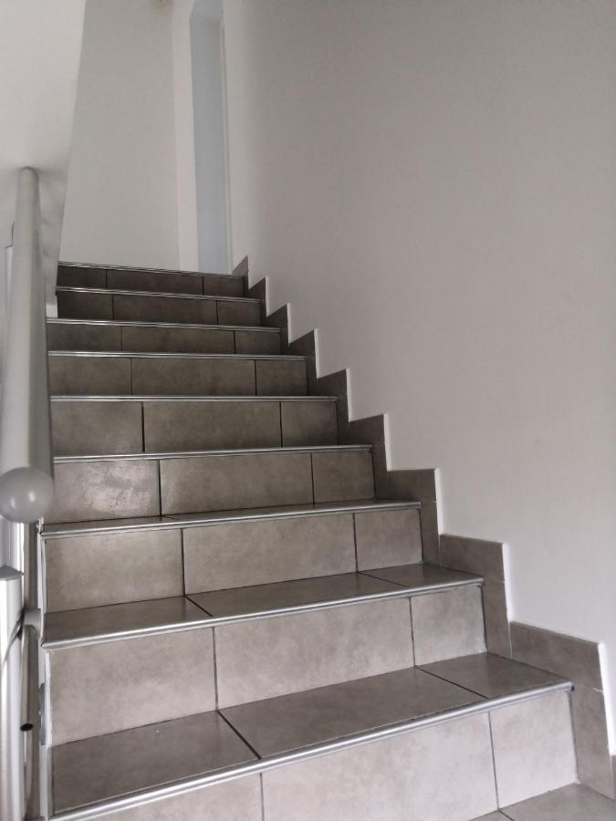 פרפיניין Spacieux, Top Lit, Hote Reactif, Proche Montagne Mer, Lumineux, Bien Equipe, Agreable, Chambre, Micro Maison Et Maison, Bien Regarder מראה חיצוני תמונה